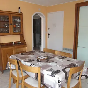 79 Rue Des Tourterelles Appartement